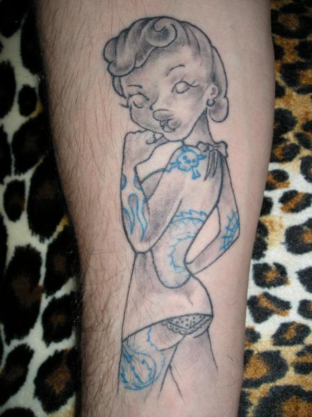 tattoo's girl